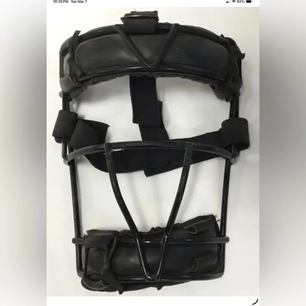 Vintage 1960s Baseball Catcher/Umpire Mask; Sports Bar Wall Hanger Wilson #A9914